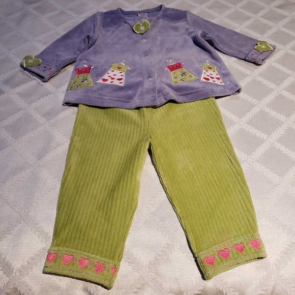 3/$39. Any 2 items marked at this special price. - Picture 1 of 6